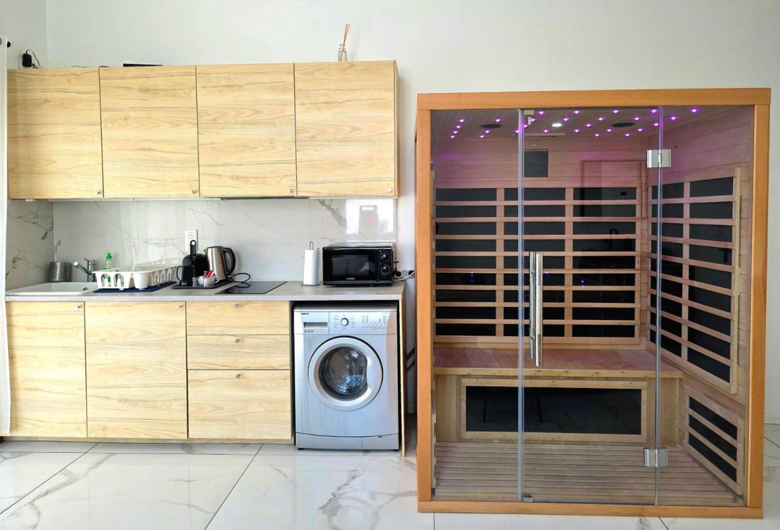 Love Room Jacuzzi Sauna Privatif Marseille Exterior photo